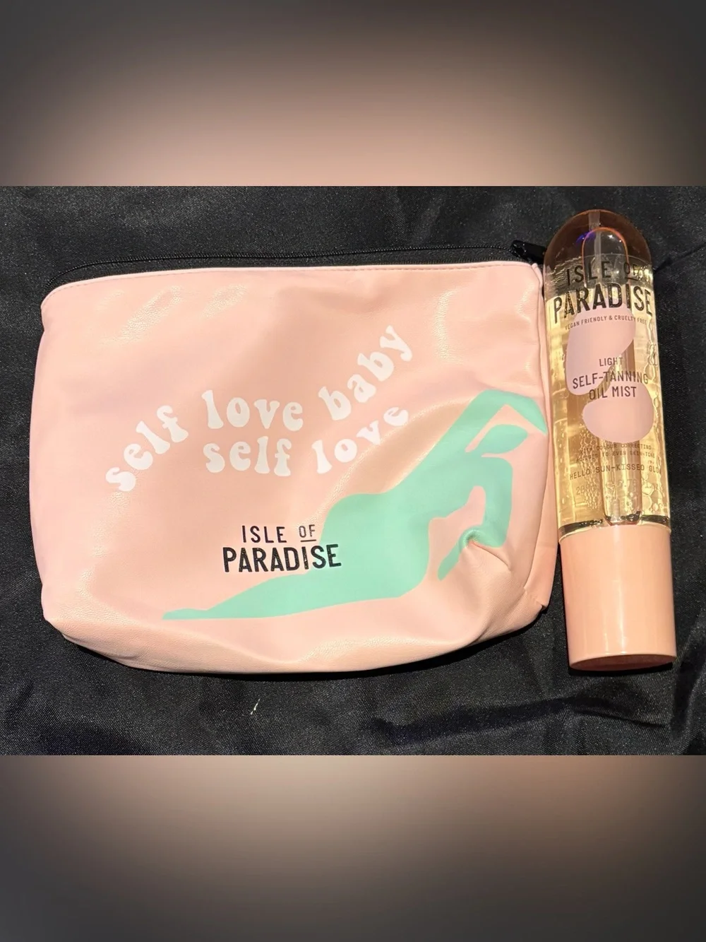 Isle of Paradise Self Tanning Oil Mist and Cosmetic Bag - NEW